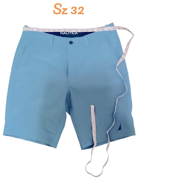 Nautica Other - Nautica Blue sz 32 Shorts Mesh Lined Pockets Button Fly Belt Loops EUC
